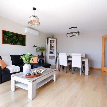 Spacious Terrace, Swimming Pool, Private Parking Ольян Экстерьер фото